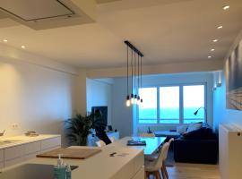 OSKAR luxe appartement op zeedijk met zeezicht, hotel dicht bij: Wapenplein, Oostende