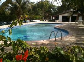 HOTEL OASIS SAINT LOUIS, hotel v destinaci Saint-Louis