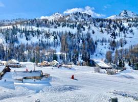 ISOLA Front de Neige - STUDIO, hotel u gradu Isola 2000