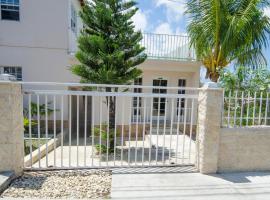 Caribbean Inn and Suites, ξενοδοχείο τριών αστέρων σε Saint Johnʼs