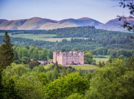 Stableyard Apartment: Drumlanrig Castle, готель біля визначного місця Замок Драмланріг, у місті Торнгілл