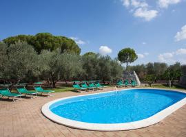 Villa Degli Dei with garden and pool - Happy Rentals โรงแรมในกอริยิอาโน ดอตรานโต