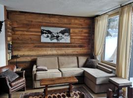 Appartamento, serviced apartment in Madonna di Campiglio