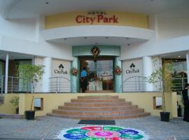 Hotel City Park, Solapur, מלון בסולאפור
