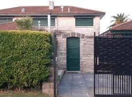 Casa barrio Los Troncos "La Magnolia"