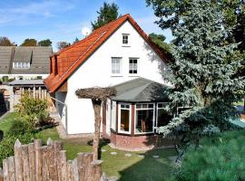 Windflüchter Hus, Hotel in Prerow