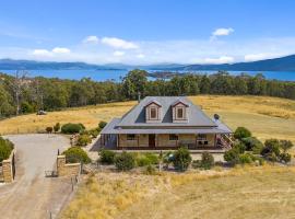 Manfield Country Bruny Island, holiday home in Alonnah