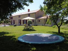 Le Pré d'Olonne, hotel perto de Sables d'Olonne Golf Course, Olonne-sur-Mer