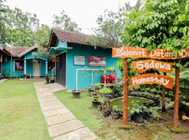 Guesthouse Sadewa, hotel u gradu 'Lempuyang'