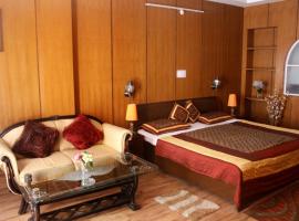 Hotel Himshikhar, cheap hotel in Chaukori