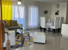 JCS SEIJAS APARTAMENT Recidence and Beach Club, 3E, apartamento em Pajarito