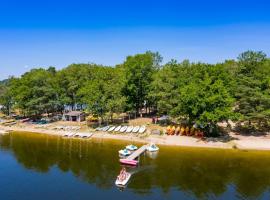 Camping du Lac, hotel s parkováním v destinaci Marcillac-la-Croisille