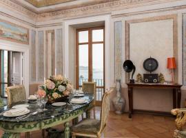 Palazzo Suriano Heritage Hotel – pensjonat w mieście Vietri sul Mare