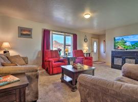 Day Trip to Zion NP Rural Home with Red Rock Views