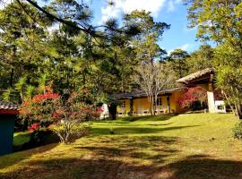 Cabañas Bosque llano de la Virgen, budgethotel i Intibucá