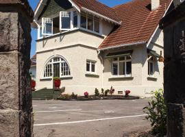 Brougham House, holiday home in New Plymouth
