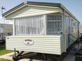 8 Berth panel heated on The Chase Willerby, Hotel in Addlethorpe