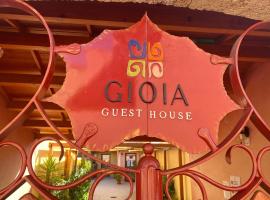 Gioia Guesthouse, готель у місті Кабрас