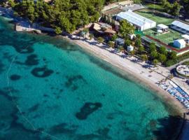 Beach Apartments Vlado, hotel di Podstrana