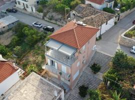 Christina Apartment, location près de la plage à Derveni