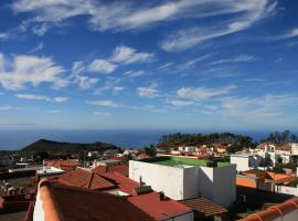 La Palma Hostel by Pension Central, bed and breakfast v destinaci Fuencaliente de la Palma