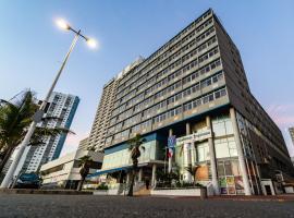 Gooderson Tropicana Hotel, hótel í Durban