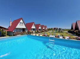 Domki Słońce, hotel en Gąski