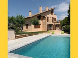 Impresionante casa con piscina y espectaculares vistas