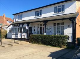 White Lodge Guest House, hotel near Gibraltar Point National Nature Reserve, Skegness