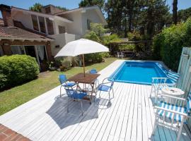 Nautilus B&B、ピナマールのホテル