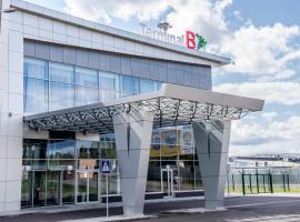 Terminal B Hotel, hotel near Igor Sikorsky Kyiv International Airport - IEV, Kyiv