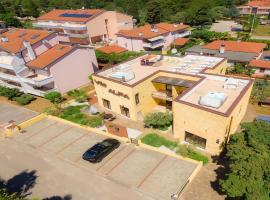 Villa Alpa, hotel en Umag