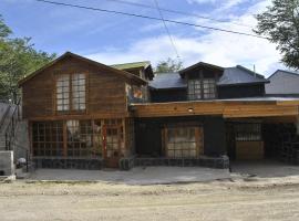 Casa Departamento en el Bosque, leilighet i Ushuaia