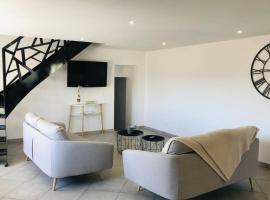 La campagne proche de Charleville-Mezieres, hotell med parkering i This