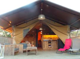 Retour Au Source, hotell sihtkohas Monprimblanc
