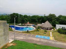 Casa Isabella (En condominio campestre), hotel em Tocaima