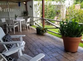 Banya Bliss - Guest House, pension in Bongaree