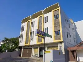 Pondok Indah Guest House by ecommerceloka