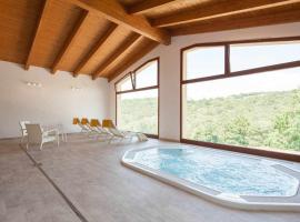 Villa Cantone e SPA piscina privata, hotell med parkering i Sansepolcro