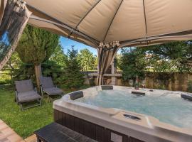 칸파나르에 위치한 호텔 Apartment Maružini