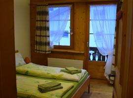 B&B Stiffler-Huus, hôtel à Davos près de : Gare de Davos-Dorf