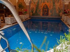 Riad Merzouga, hotel in Marrakesh