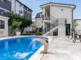 Grant Boutique Hotel, hotel di Arad
