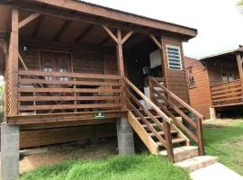 Chalet charmant à Bouillante avec piscine partagée
