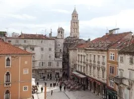 Piazza Old Town Apartment