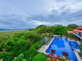 Centauria Wild Resort