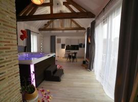 Eaudyssée maison avec SPA privée - Loiret, hotel cu spa din Ladon