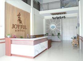 Joyful Hotel, hotel v mestu Tanjungpandan
