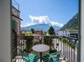 Villa Bellaria, hotell i Riva del Garda