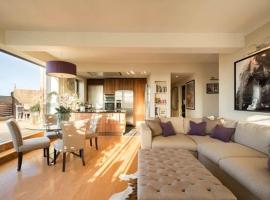 2 Bed Luxury apartment in Bayswater - amazing terrace views from 7th floor, hotel perto de Estação de metrô Royal Oak, Londres